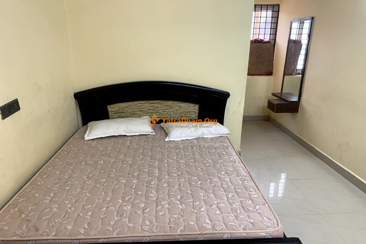 Yadadri Goud Bhavan - Yadagirigutta Room View