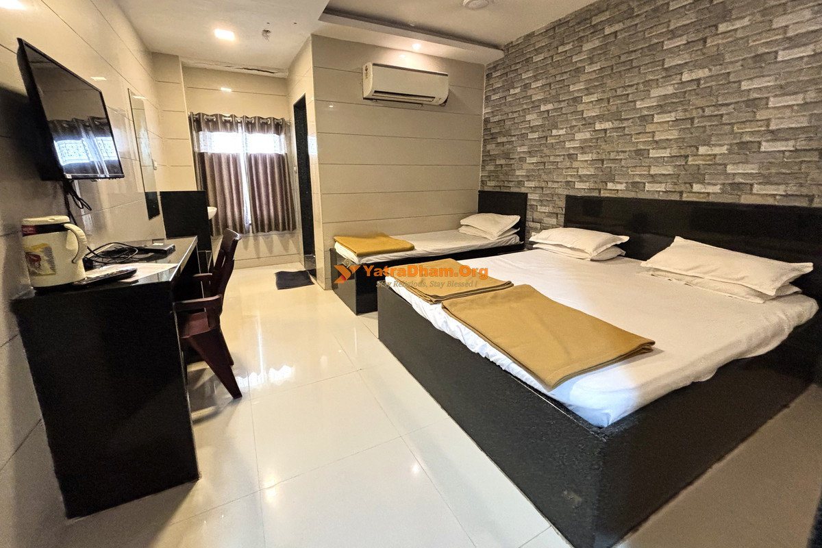 Sri Gujarati Pragati Samaj Atithi Gruh Hyderabad 3 Bed Room