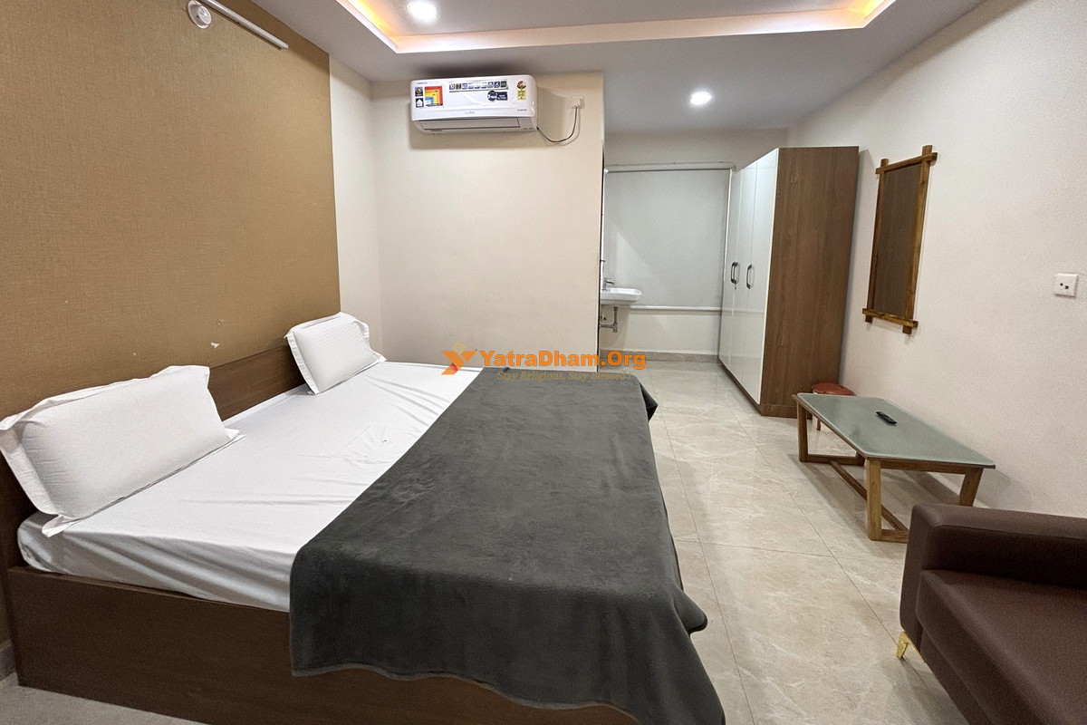 Akhil Bharatiya Brahmana Karivena Nityananda Satram (ABBKN) Srisailam 2 Bed Room