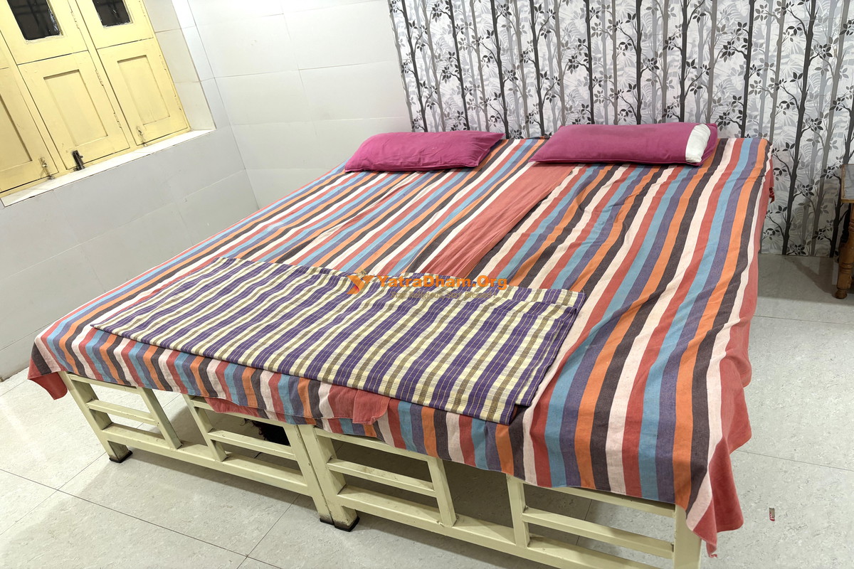Sri Gouri Shankara Sagara Annadana Satram Srisailam 3 Bed Deluxe Room