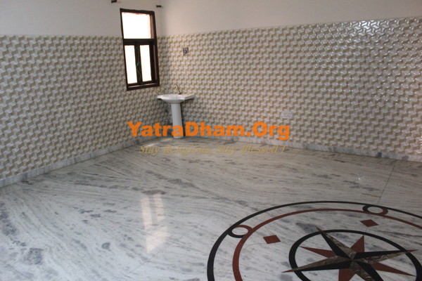 Govind Priya Ashram Dharamshala Vrindavan 2 Bed non-AC Room