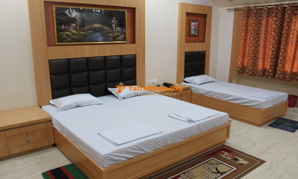 Anand Dham Gaudiya Ashram Vrindavan 3 Bed VIP AC Room
