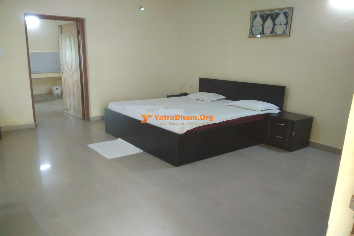 Shri Gundicha Bhakta Niwas Jagannath Puri 2 Bed Room