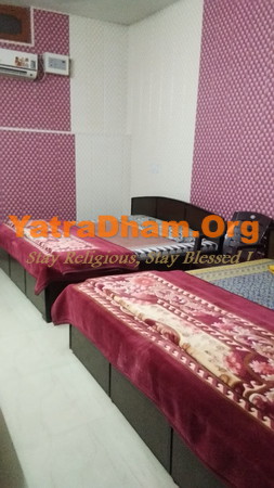 Agrawal Dharashala in Jwalamukhi Room view 1