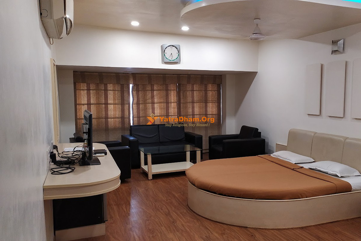 Hotel Kuber Porbandar 2 Bed AC Room