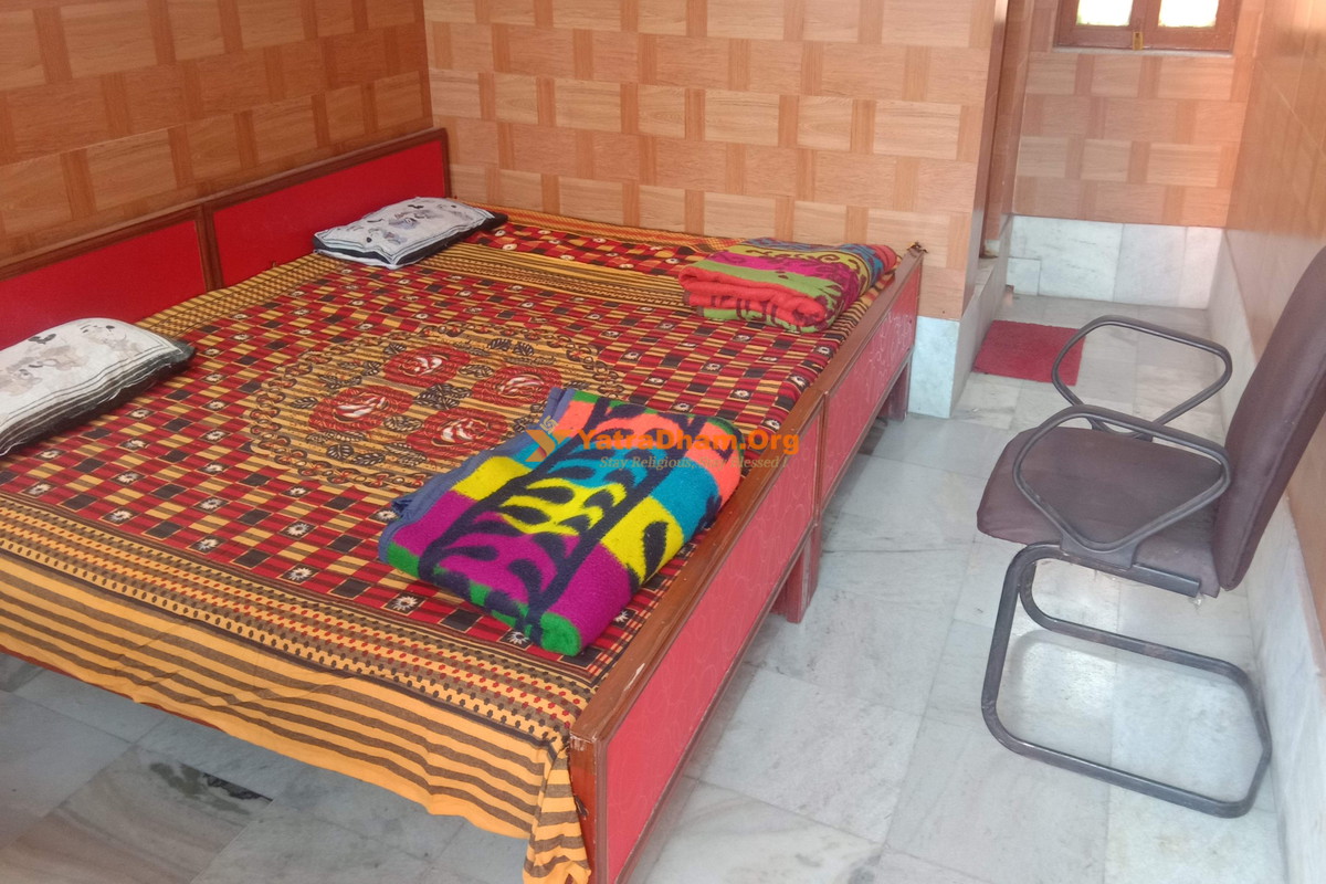 Bharat Sevashram Sangha Haridwar (Near Railway Station) 3 Bed Room
