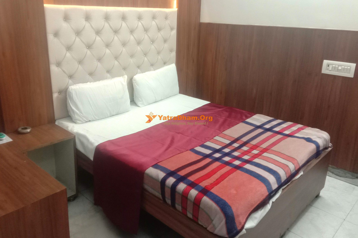Hotel Ganesh Guest House Dehradun 2 Bed Room View