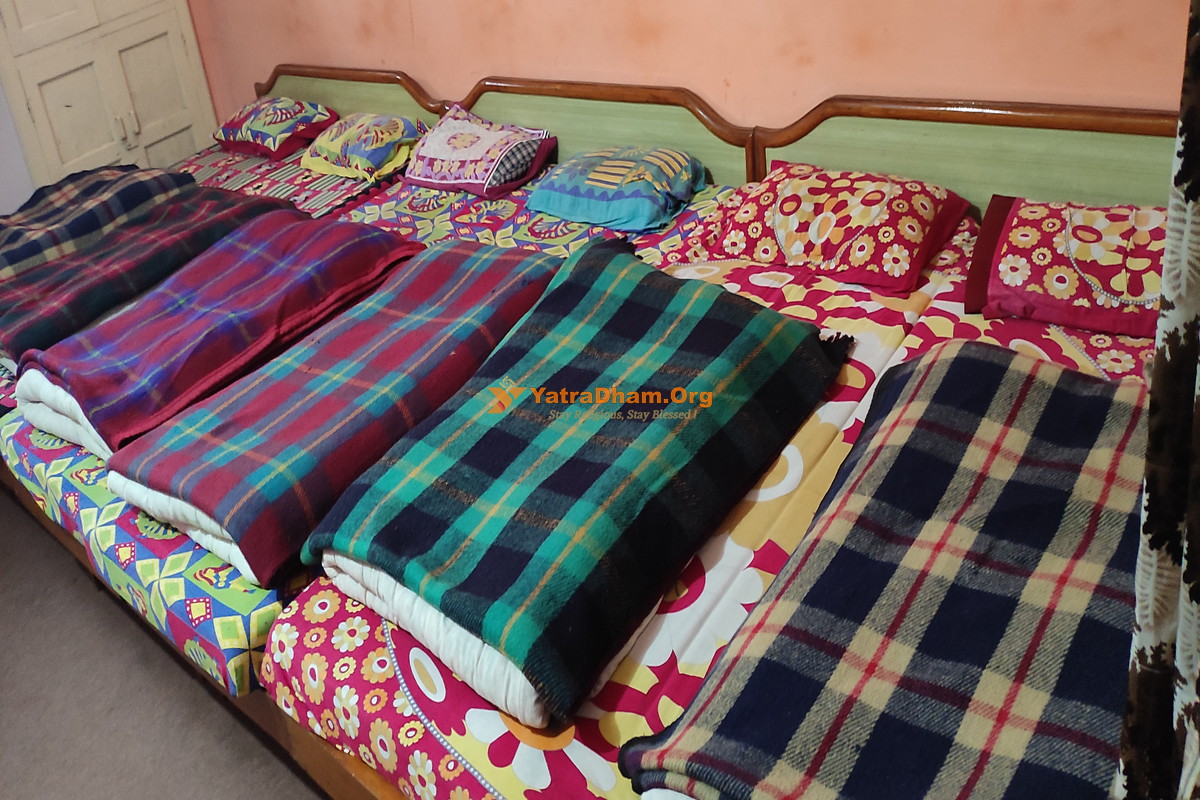 Hotel Shri Bikaner House Kedarnath 6 Bed Room