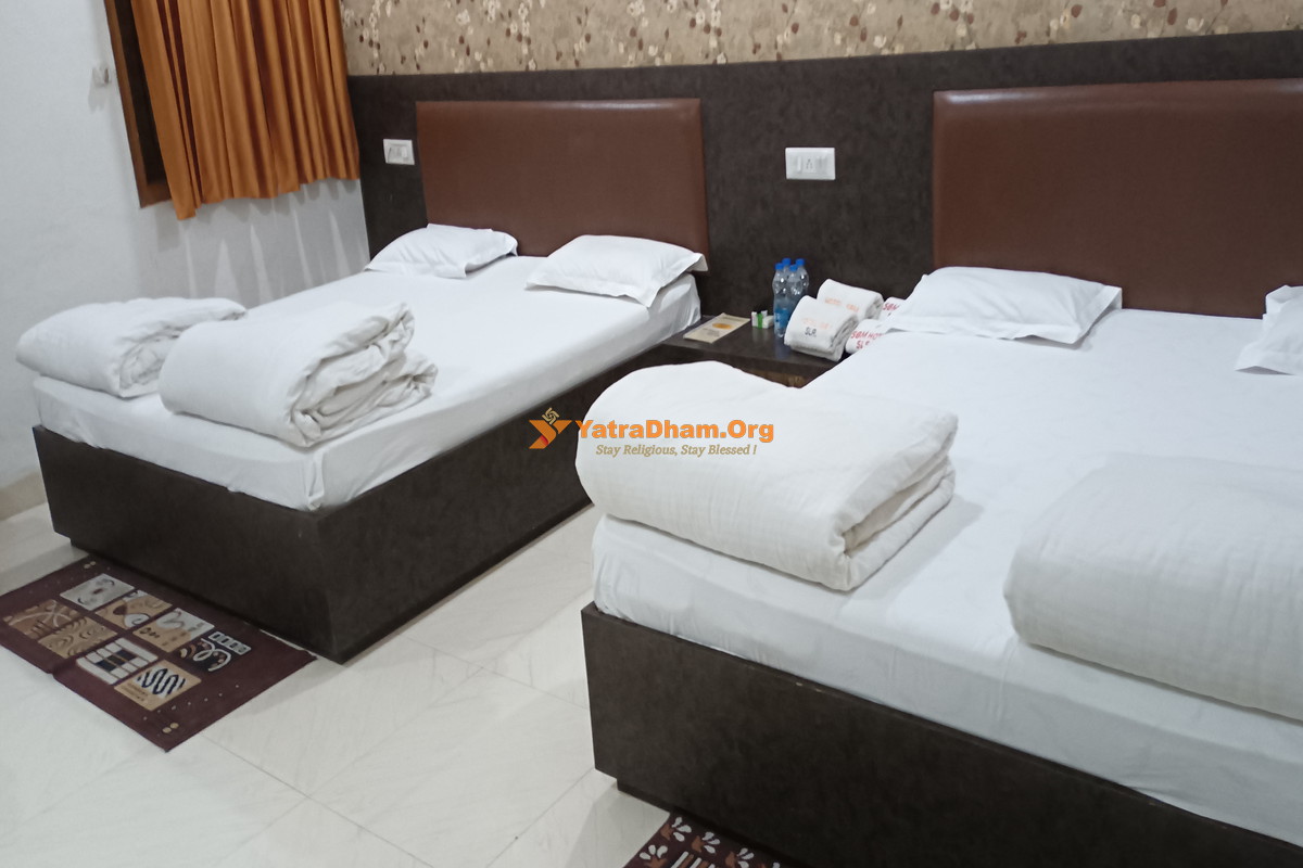 Hotel SBM Salasar 4 Bed Room View