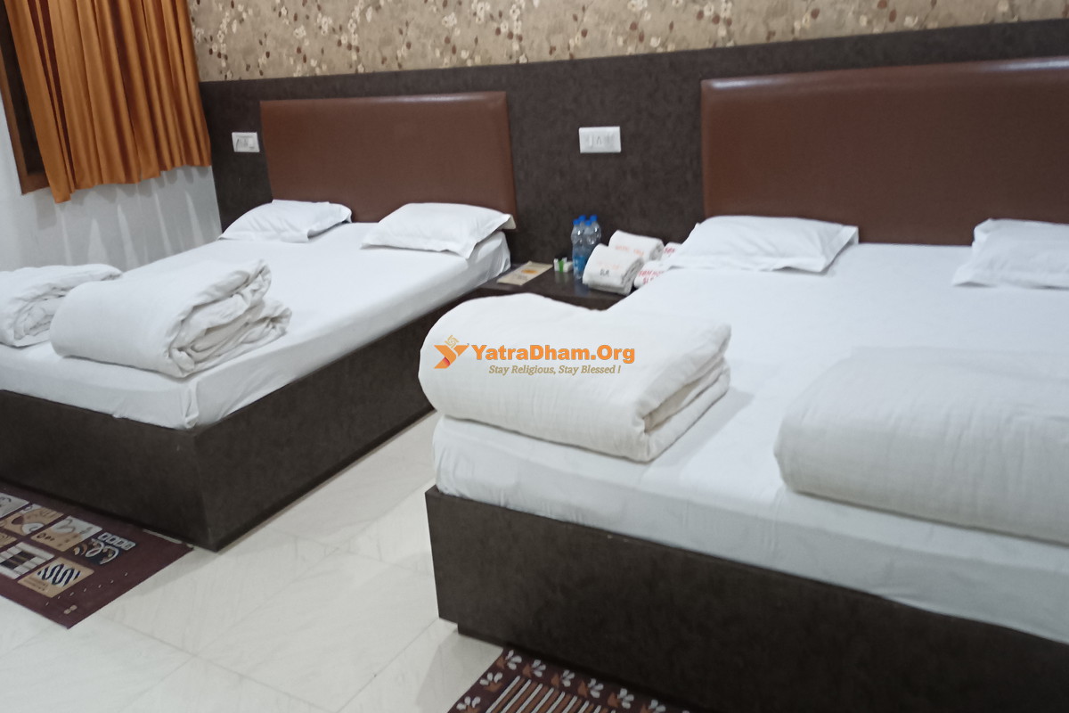 Hotel SBM Salasar 4 Bed Room View