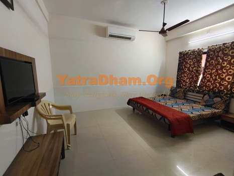 Ramdevra Gajera Yatrik Dham Dharamshala Room View 1 