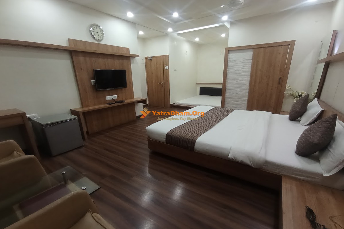 Hotel Kuber Porbandar 2 Bed AC Room