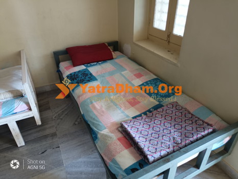 Rajendra Vihar Dadawadi Jain Dharamshla Palitana Room