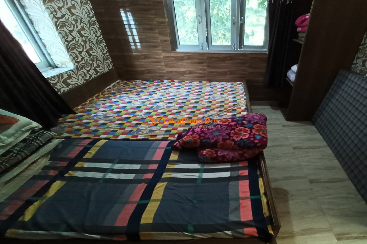 Amritsar Baba Budhha Ji Yadgar Nivas (Near Golden Temple)  4 Bed  Room View