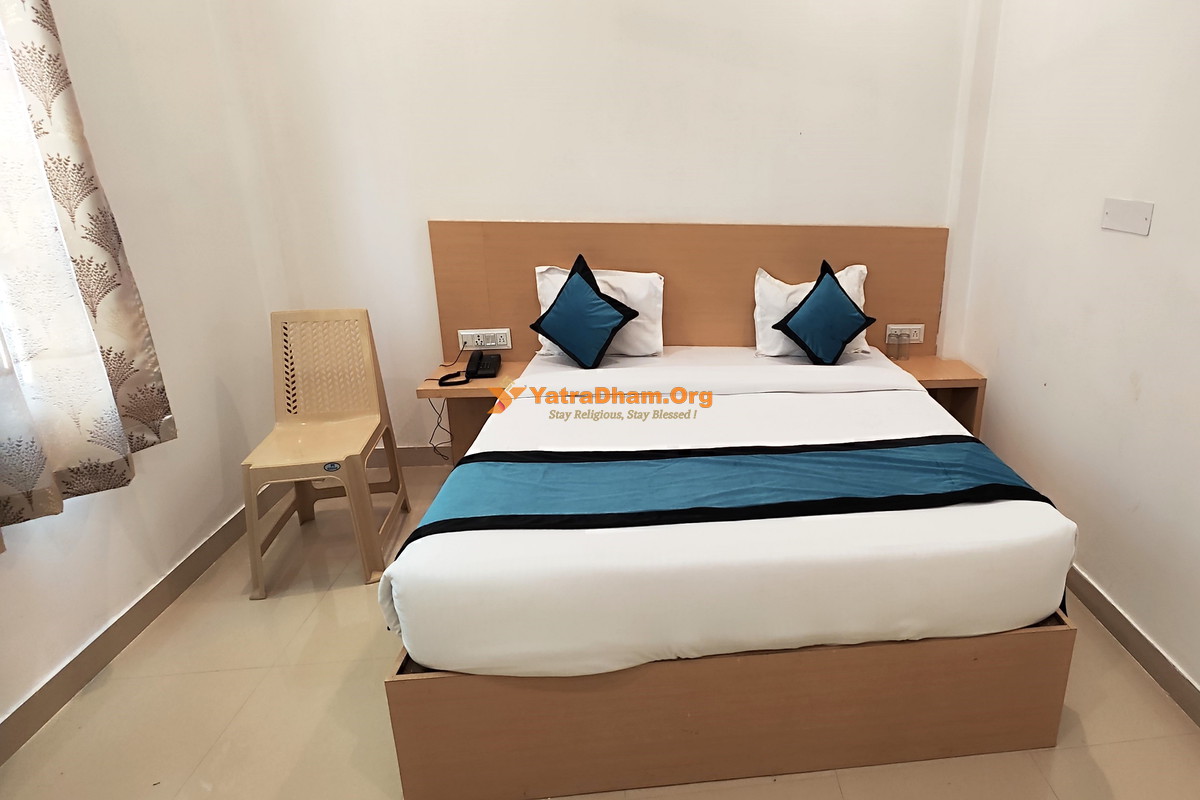 Kanak Kuteer Ayodhya 2 Bed Room