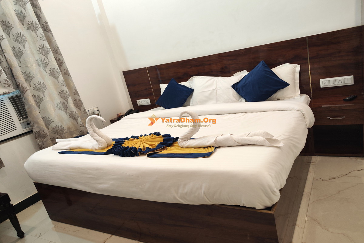 Kanak Kuteer Ayodhya 2 Bed Room