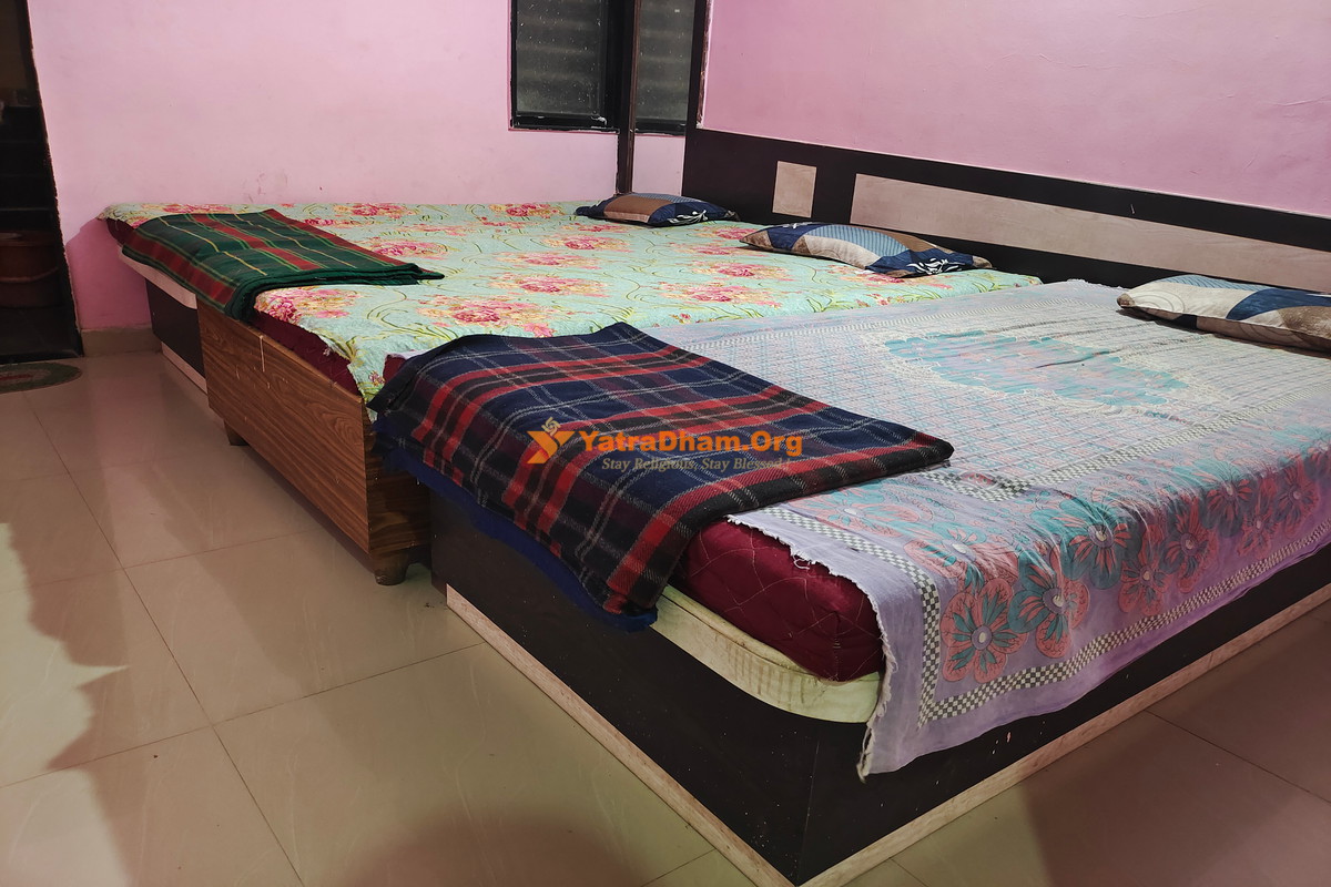 Theur Shree Ganesh Bhakta Niwas 3 Bed Room View
