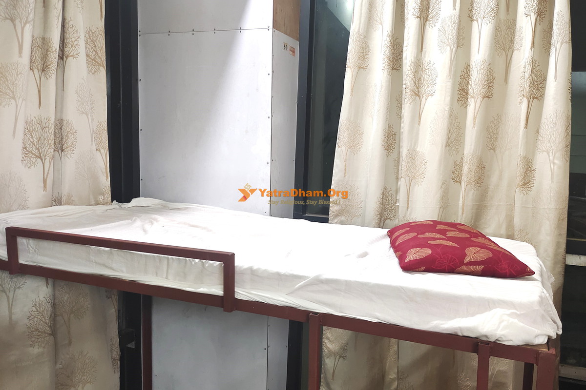 Bhubaneswar Shree Gunjan Dormitory & Restaurant  Dormitory Bed View