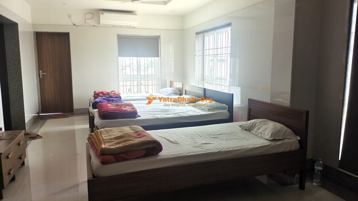Shikharji (Madhuban) Avlani Bhavan 4 Bed Room View