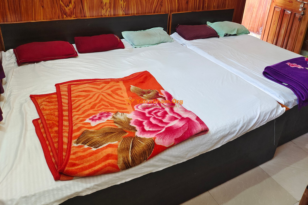 Deoghar Maa Sumadri Ashram 3 Bed Room View