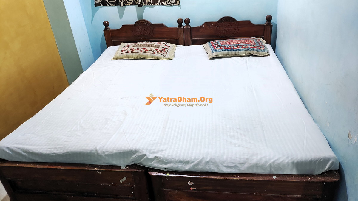 Deoghar Shankar Lodge 2 Bed Room View