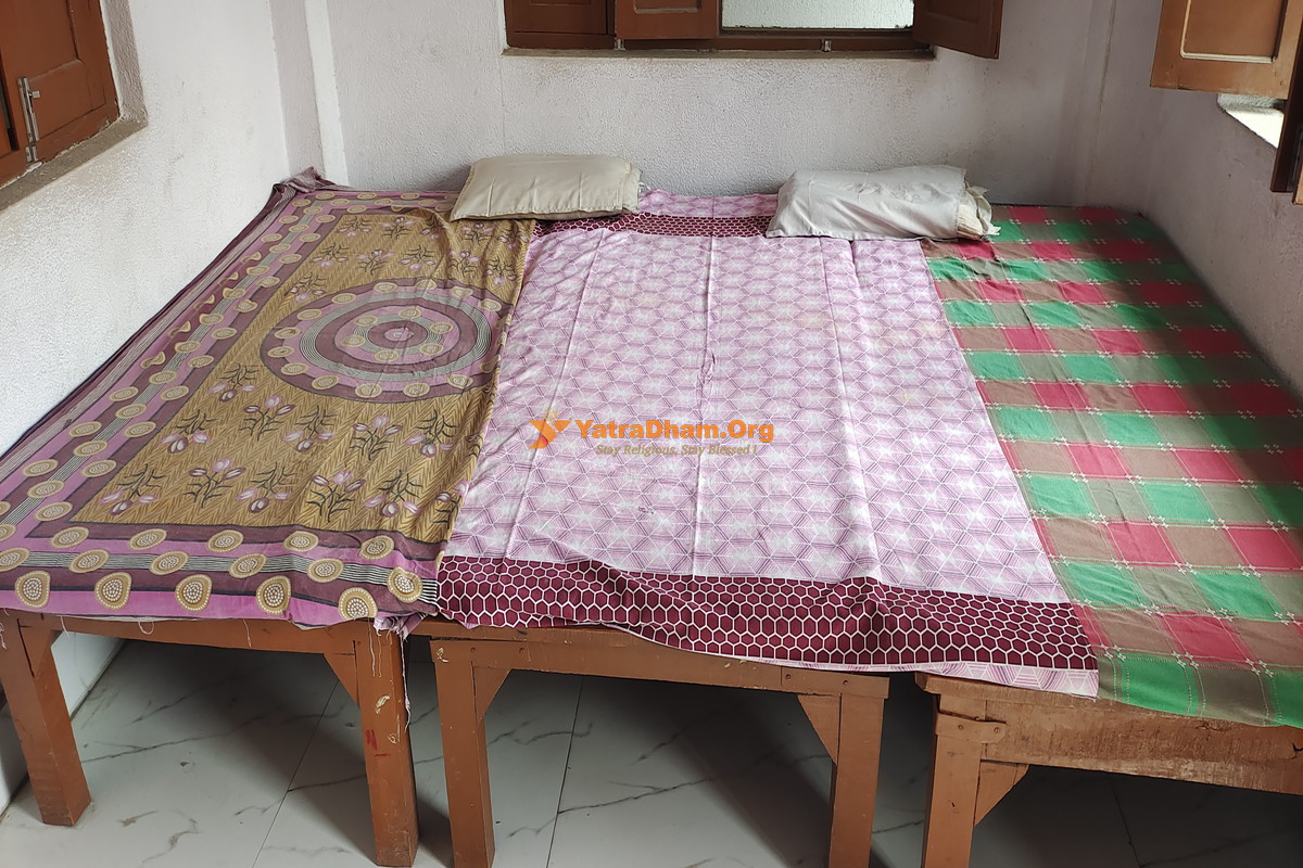 Gaya Punjabi Dharamshala Room View