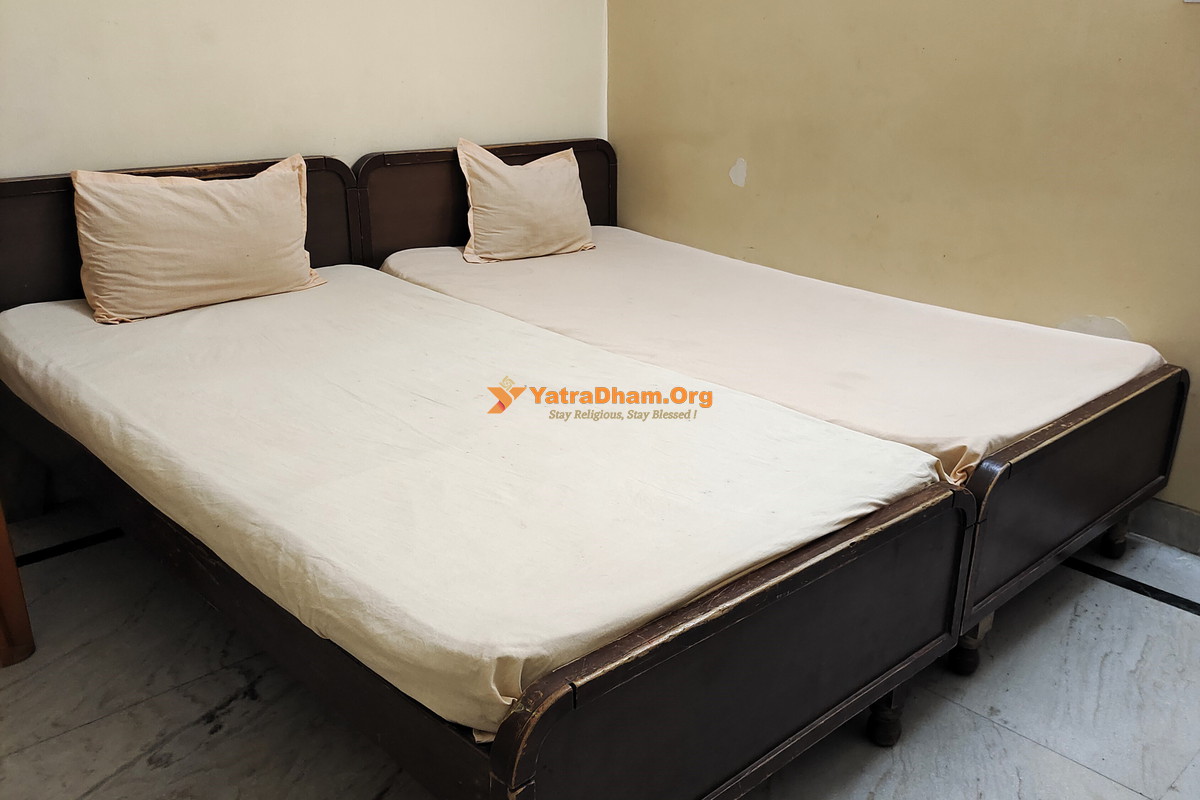 Bodh Gaya - Birla Mandir Dharamshala 2 Bed Room View