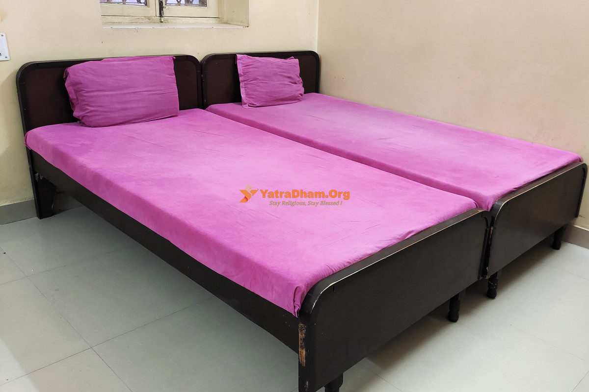Bodh Gaya - Birla Mandir Dharamshala 2 Bed Room View