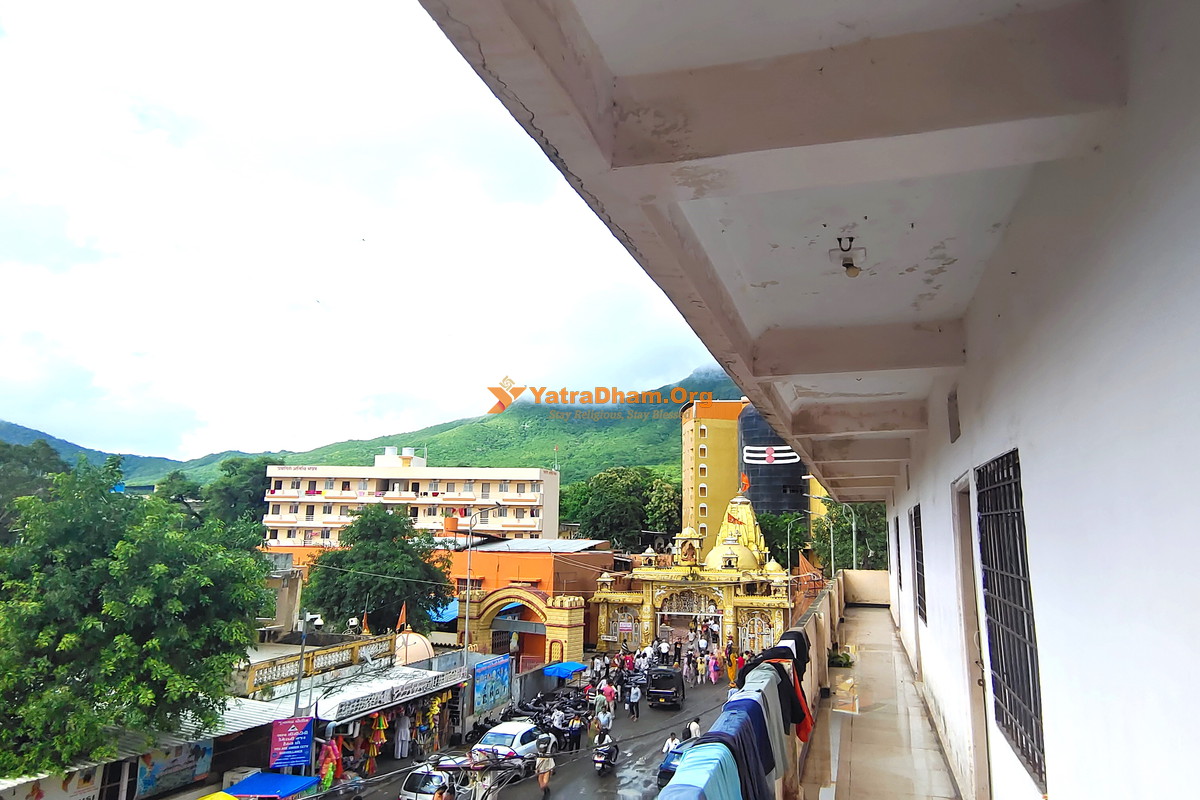 Junagadh Shri Vanza Gnati Dharamshala (Near Girnar Taleti) Lobby View