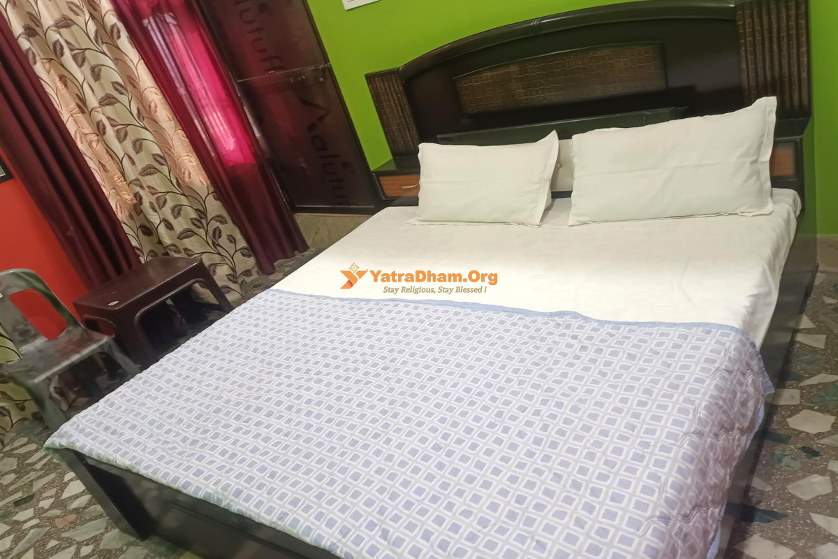 Shanker Homestay Ayodhya 2 Bed Non AC Room View