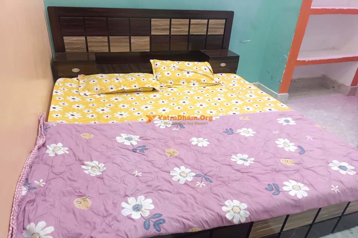 Shanker Homestay Ayodhya 2 Bed Non AC Room View