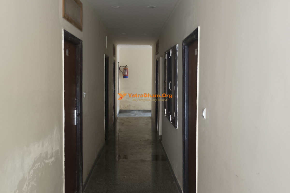 Sri Gopinath Gaudiya Math Vrindavan Lobby