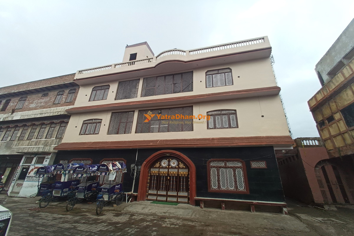 Shri Radha Madhav Ashram Mathura Building