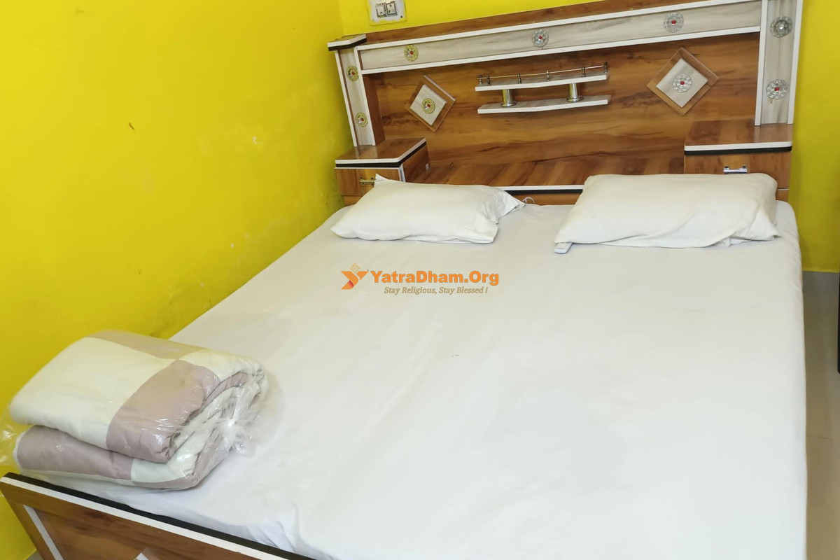 Trimurti Guest House Ayodhya Room View