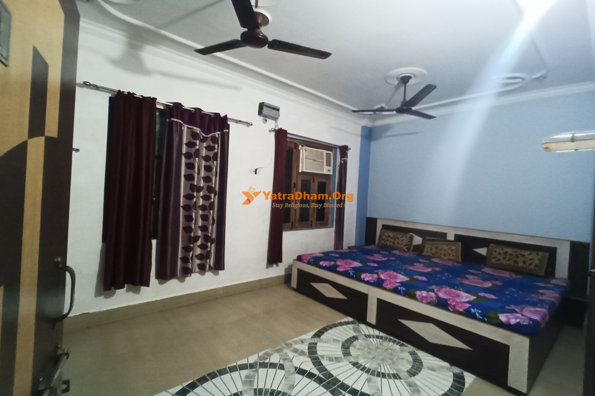 Shreeji Sadan Govardhan Room