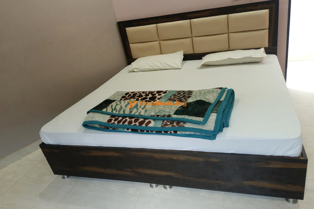 Swami Narayan Athihi Bhavan Ayodhya  2 Bed Room