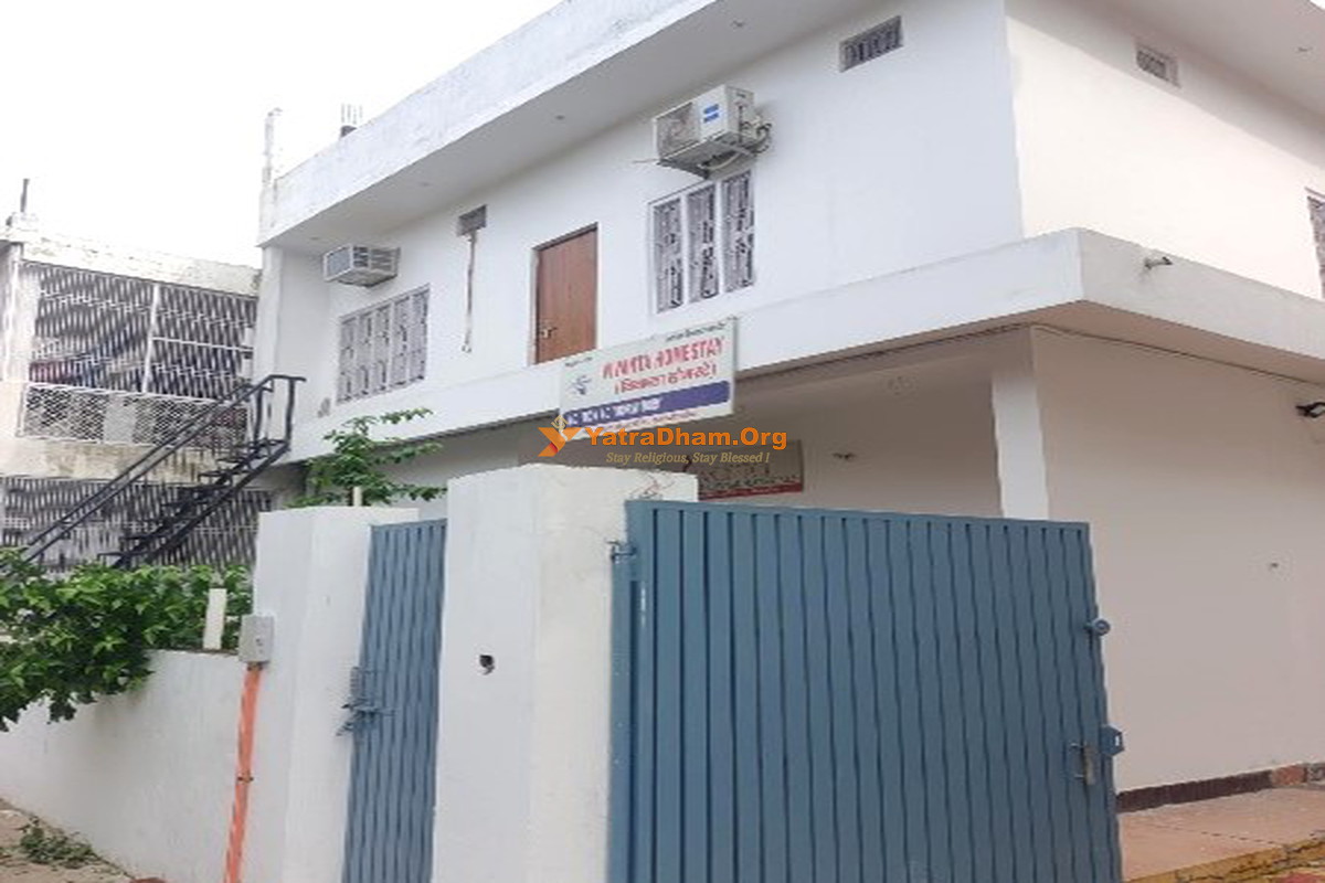 Vivanta Homestay Ayodhya Building View