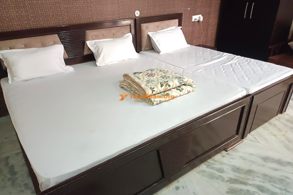 Kayastha Home Stay Ayodhya Room View