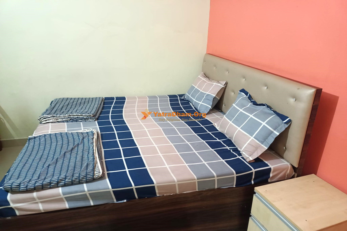 Ayodhya Saraswati Guest House 2 Bed Room