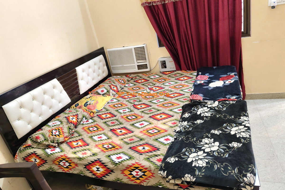 Shree Sita Ram Paying Guest House Ayodhya Room