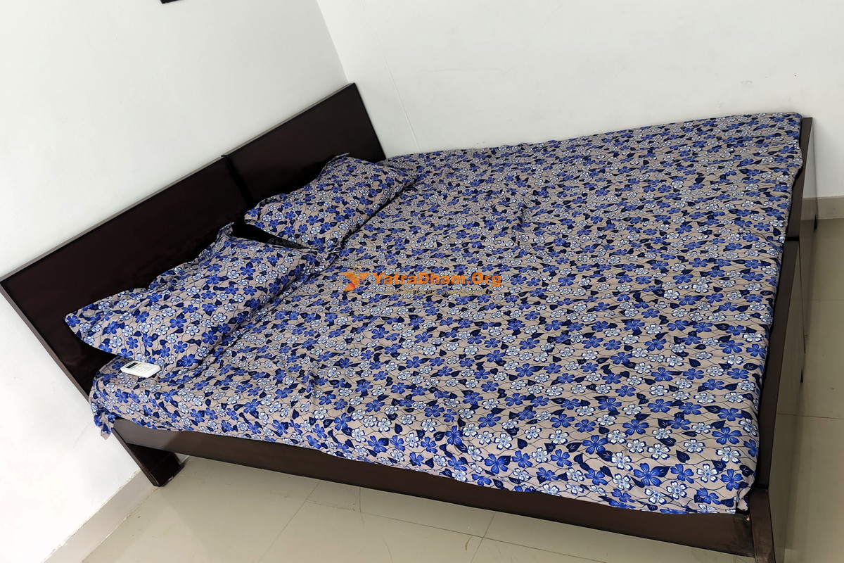 Sharda Home Stay Ayodhya Room View