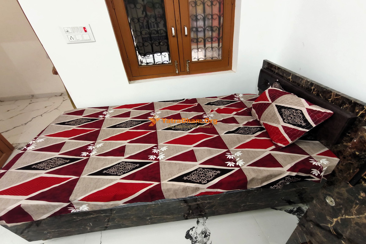 Ram Tilak Guest House Ayodhya Room