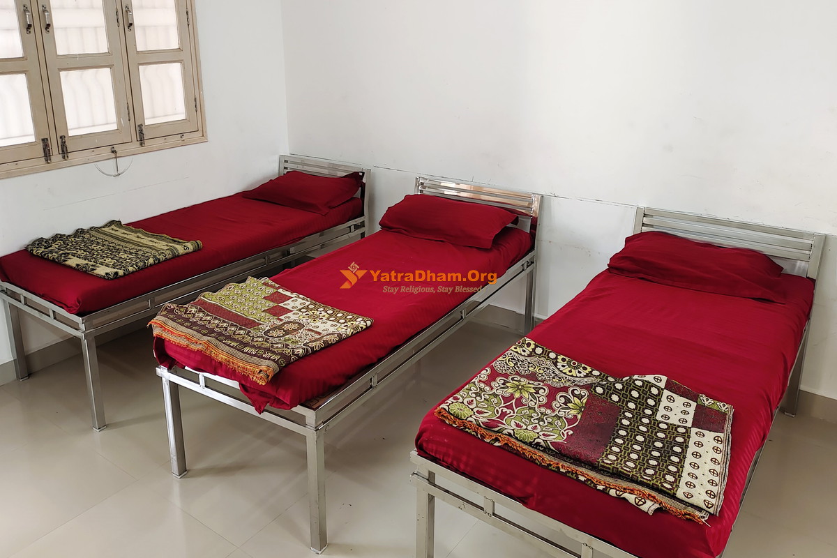 Jakh Mandir Tirth Dham Madhapar (Kutch Bhuj) 3 Bed Room
