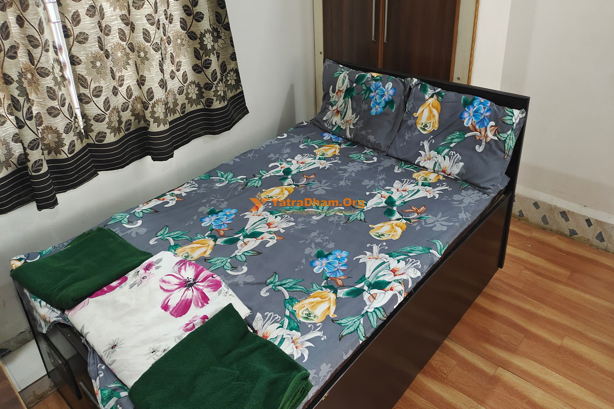Madhapar (Kutch Bhuj) Shri Lohana Samaj Wadi 2 Bed Room