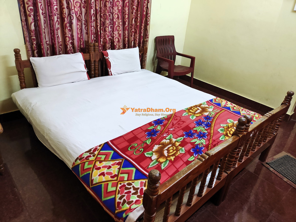 Jagadeesh Nivas Lodge Gokarna Room