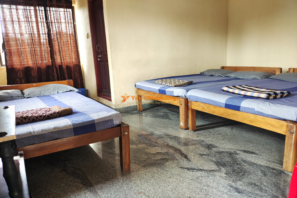 Dharmasthala Yatra Boarding and Lodging 6 Bed Room View
