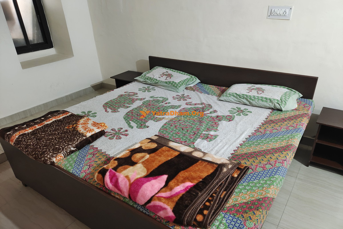 Mahadev Devi Nepali Kshetra Rishikesh 3 Bed Room View