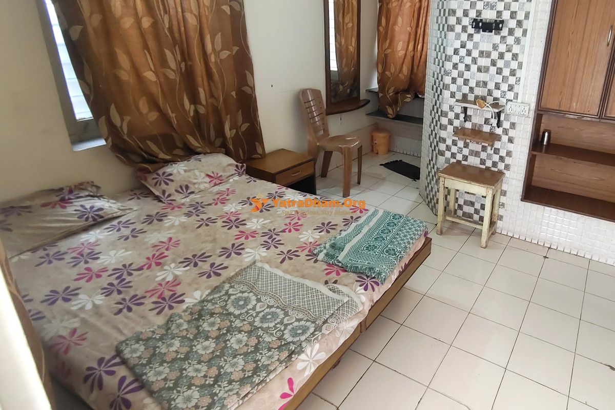 Khadayata Atithi Bhavan Nathdwara 2 Bed Room