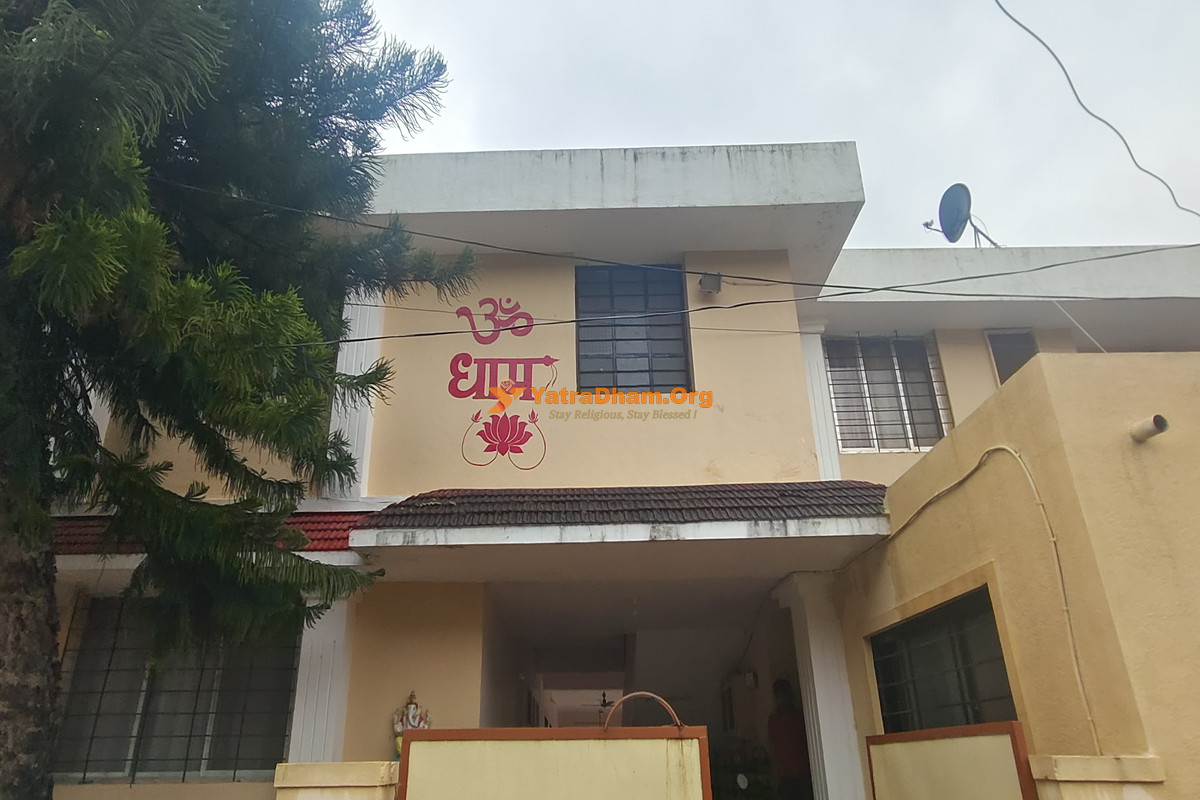 Om Dham Dharamshala Trimbakeshwar Building View