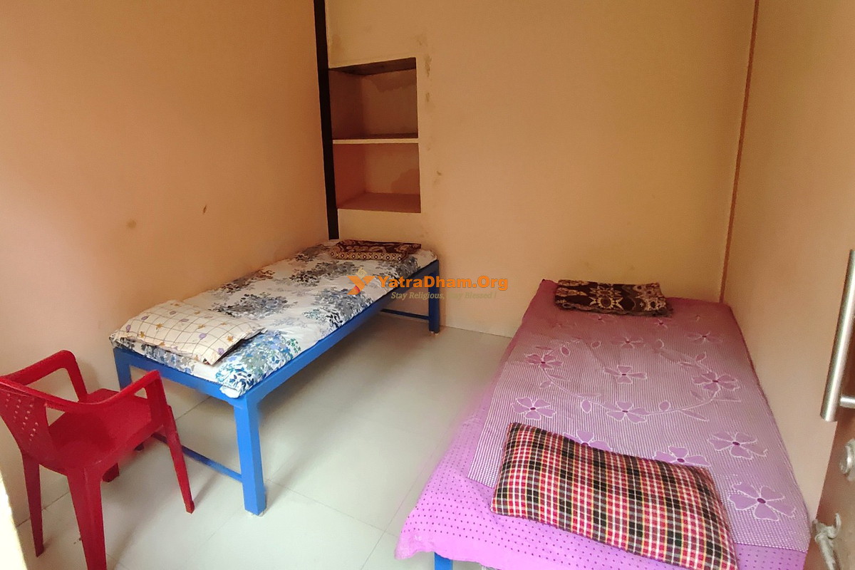 Shri Shringeri Shankaracharya Mutt Nashik 2 Bed Room